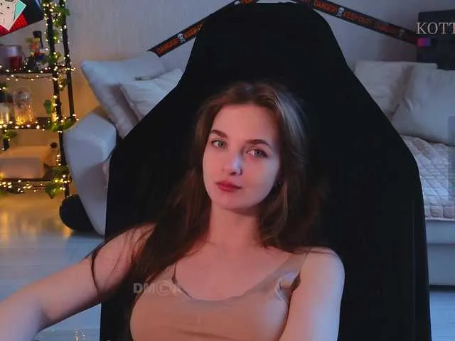 Live sex webcam photo for Kottyaaaa #292214149