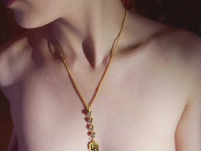 Live sex webcam photo for Kottyaaaa #292364446