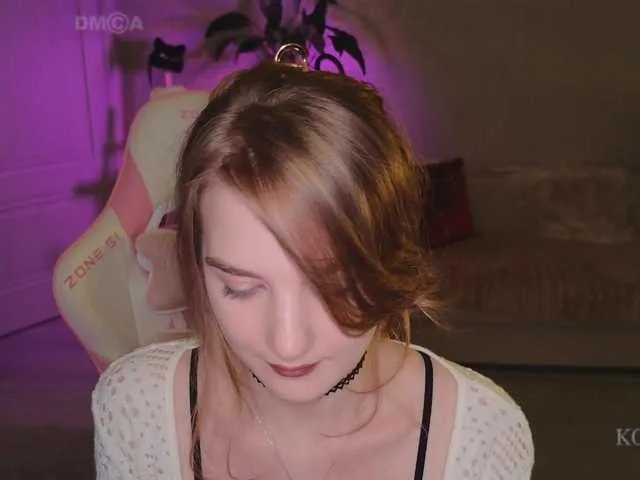 Live sex webcam photo for Kottyaaaa #293916934