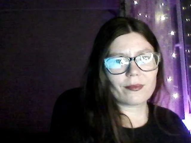 Live sex webcam photo for Krasotka006 #290870966