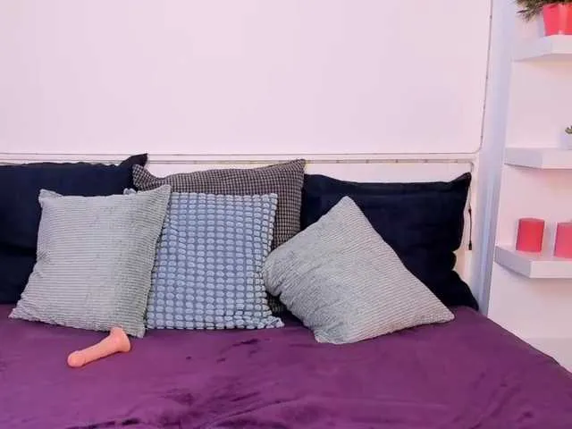 Live sex webcam photo for KristalWilder #291636204