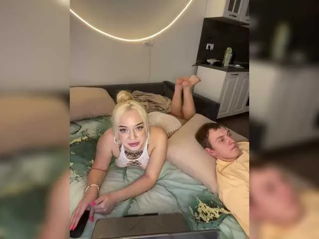 Live sex webcam photo for Kristallik-1 #290387292