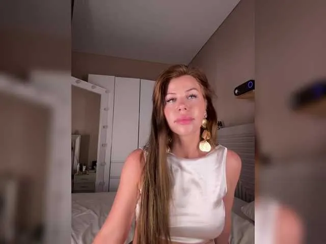 Live sex webcam photo for KristinaMoon #291434548