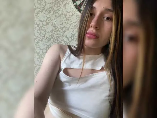 Live sex webcam photo for KristinaScott #291530492