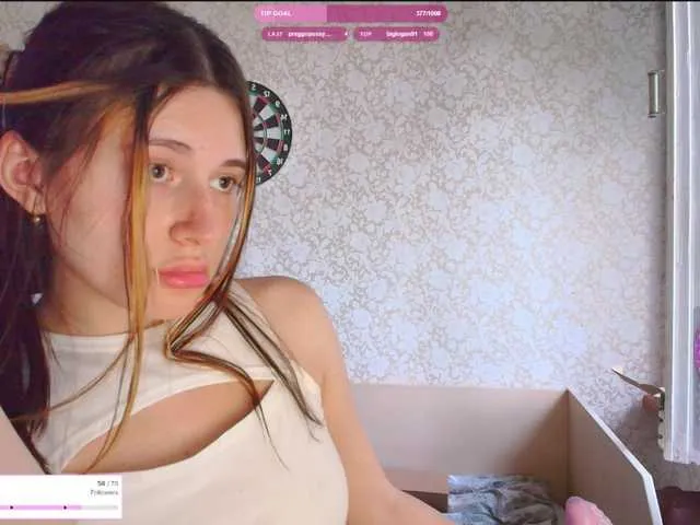 Live sex webcam photo for KristinaScott #291537499