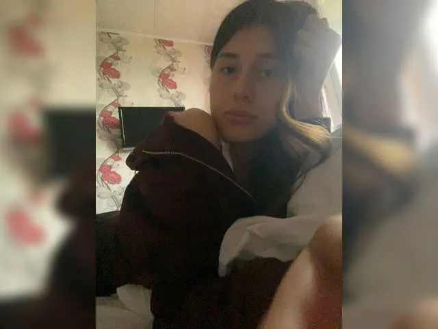 Live sex webcam photo for KristinaScott #292067628