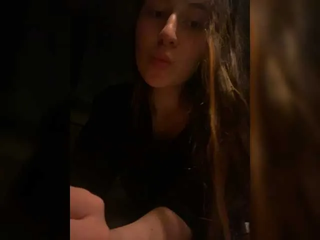 Live sex webcam photo for KristinaScott #292285376