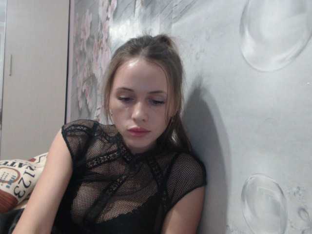 Live sex webcam photo for KristinkaK005 #272551678