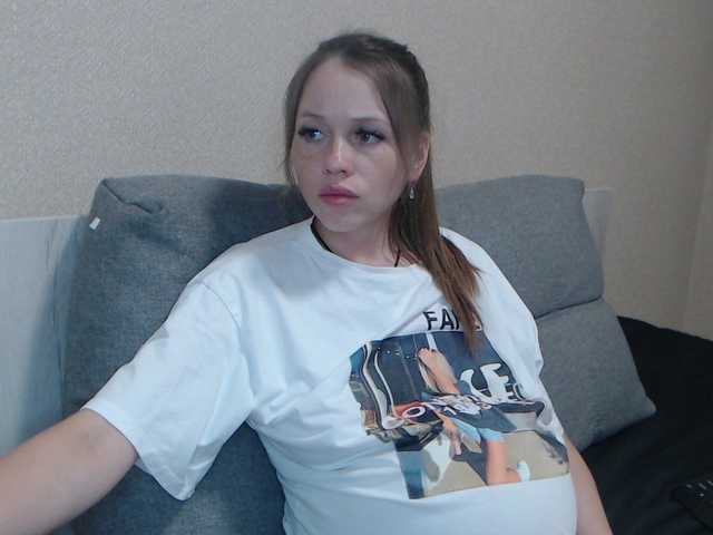 Live sex webcam photo for KristinkaK005 #276014348