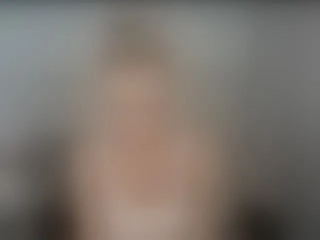 Live sex webcam photo for KristyAngel #293524080
