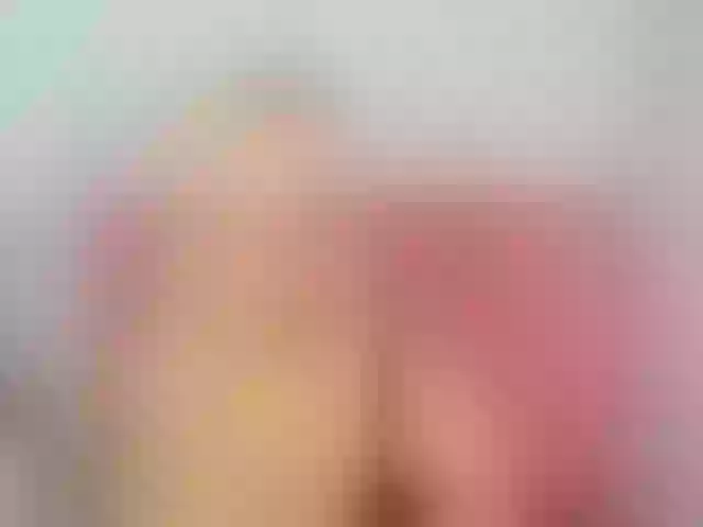 Live sex webcam photo for KristyQueen #292018082