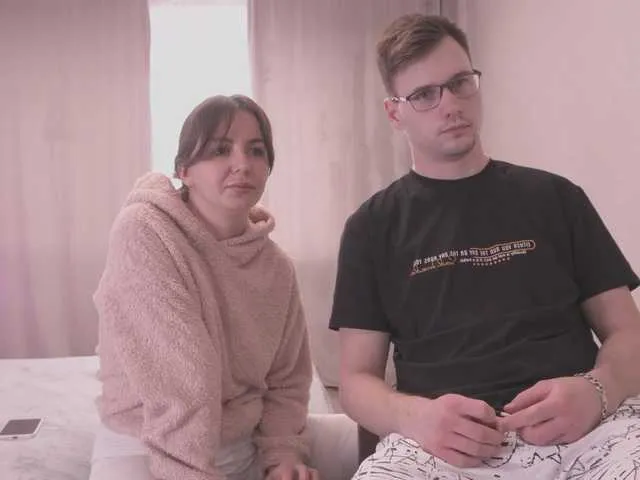 Live sex webcam photo for KrutFrut #290501481