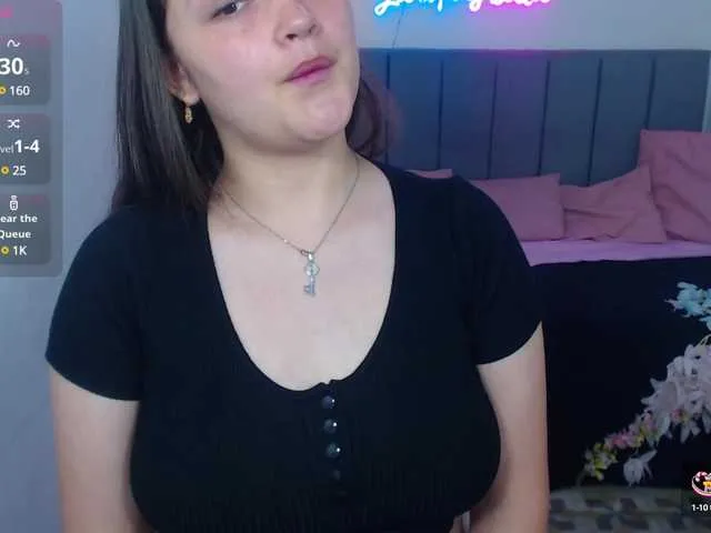 Live sex webcam photo for Krysstal-tay #290393089