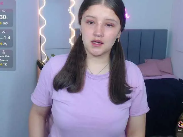 Live sex webcam photo for Krysstal-tay #290414497