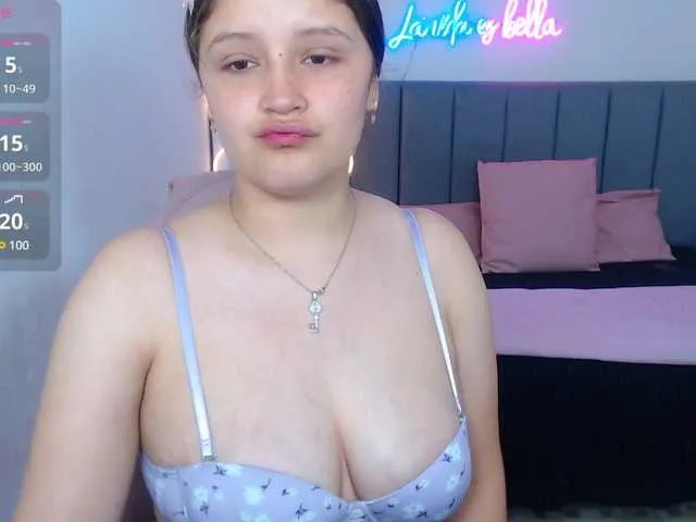 Live sex webcam photo for Krysstal-tay #290479856