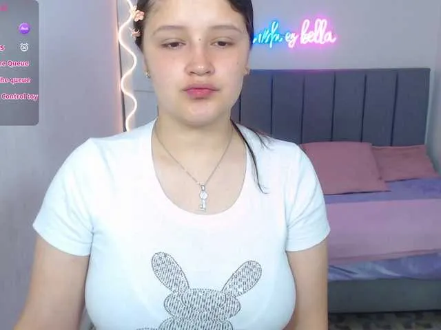 Live sex webcam photo for Krysstal-tay #290635431