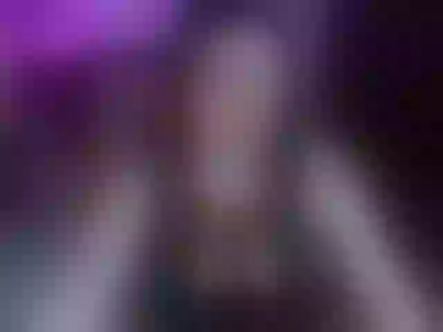 Live sex webcam photo for KrystalAdams #291742761