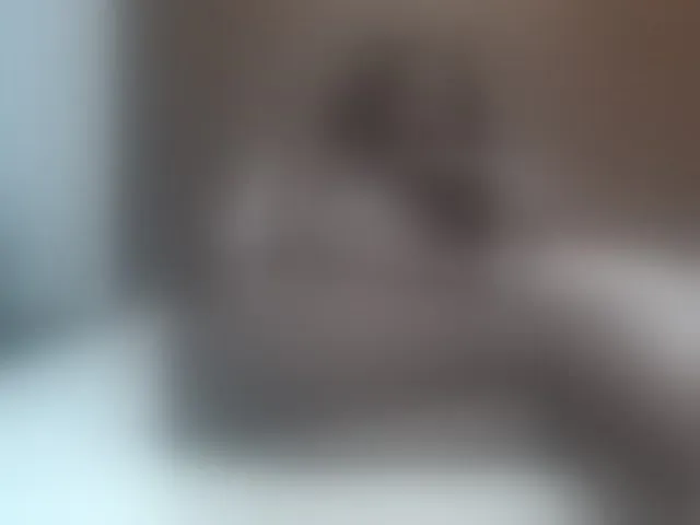 Live sex webcam photo for KrystalMilani #293683231