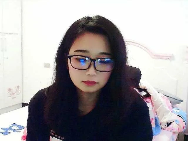 Live sex webcam photo for Kumamong #271905520