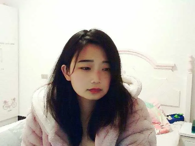 Live sex webcam photo for Kumamong #272398402