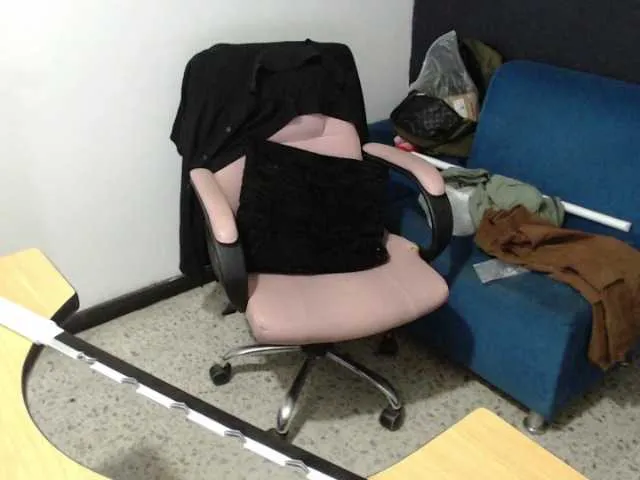 Live sex webcam photo for Kuromi-chang #292092039