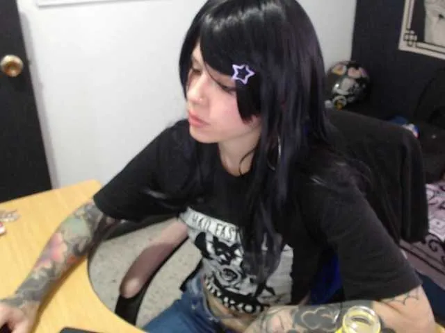 Live sex webcam photo for Kuromi-chang #292116269