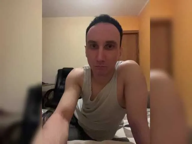 Live sex webcam photo for Kuroshitsuji13 #292472683