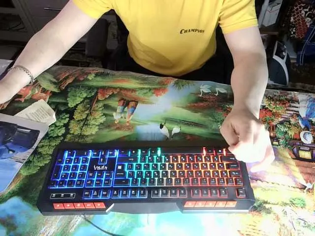 Live sex webcam photo for Kvazar2103 #292222054