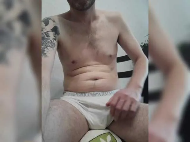 Live sex webcam photo for Kvv333a #293783379