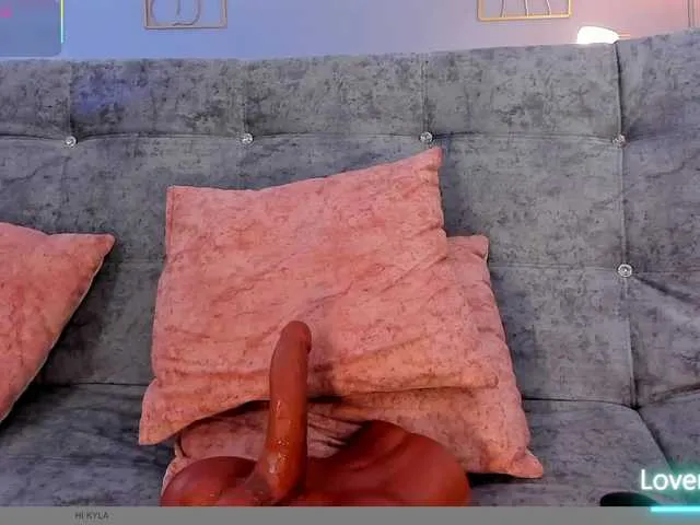 Live sex webcam photo for KylaMorrison #292043619