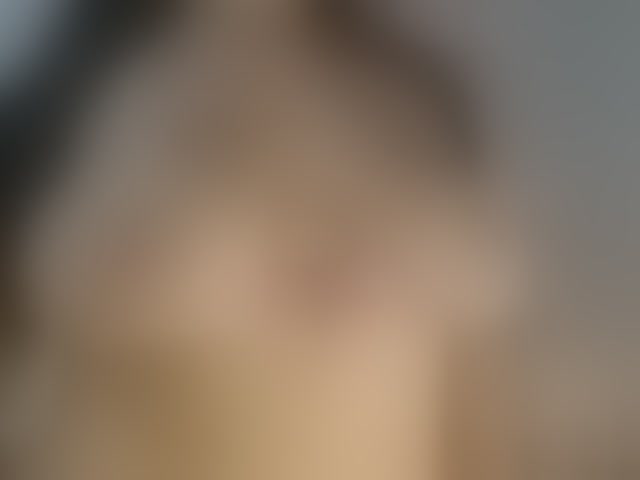 Live sex webcam photo for KylieElise #293952998