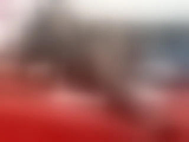 Live sex webcam photo for KyliePage1 #293903115