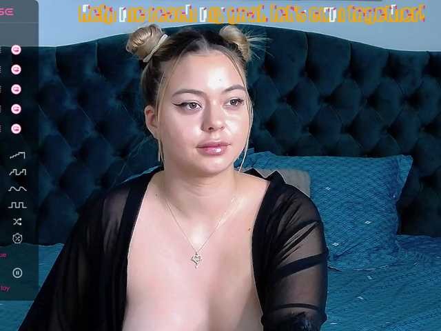 Live sex webcam photo for KylieSweet1 #276406988