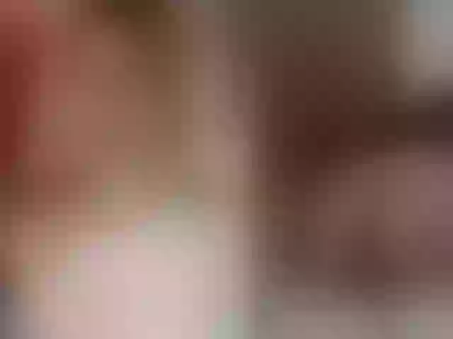 Live sex webcam photo for KylieSweet1 #290576368