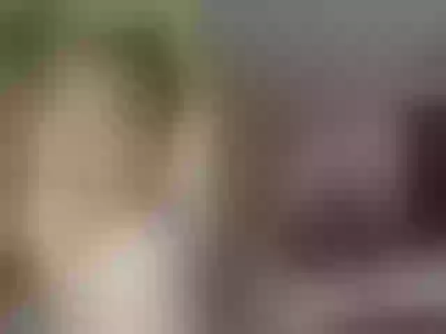 Live sex webcam photo for KylieSweet1 #290983020