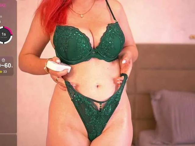Live sex webcam photo for KyraCase #291559132