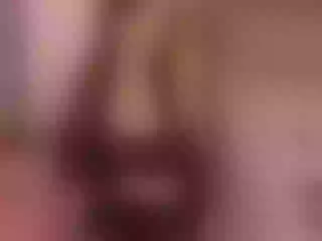 Live sex webcam photo for KyraCase #292109474