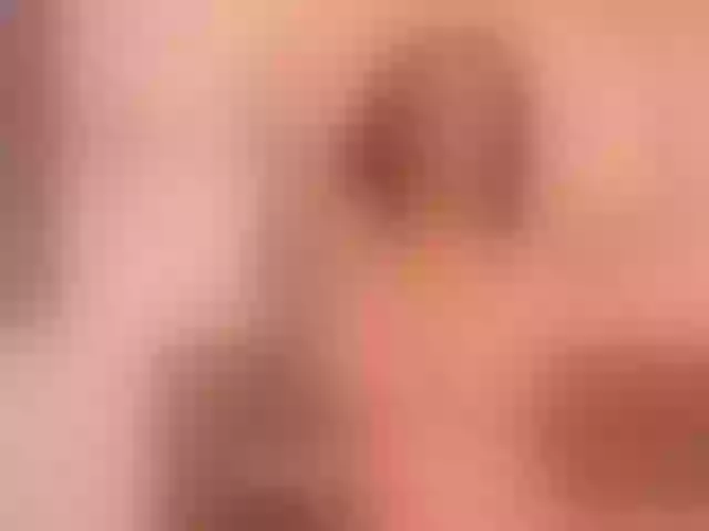 Live sex webcam photo for KyraCase #292279841