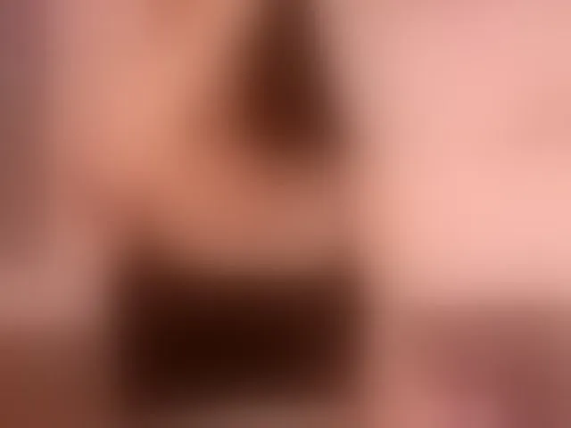 Live sex webcam photo for KyraCase #293505347