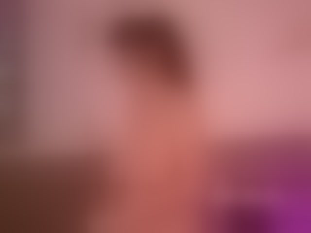 Live sex webcam photo for KyraCase #293835300