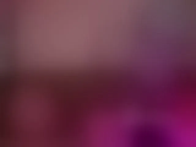 Live sex webcam photo for KyraCase #293843940