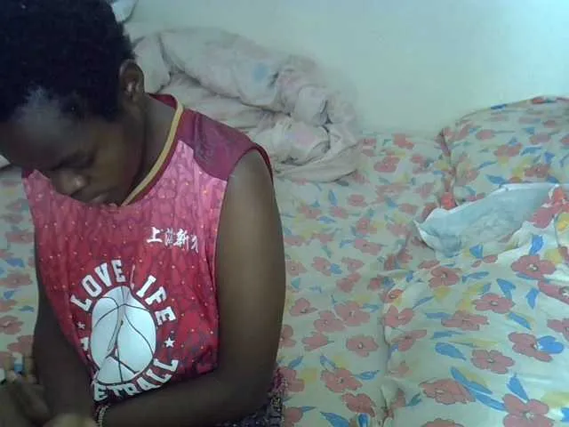 Live sex webcam photo for L-isa #292024894