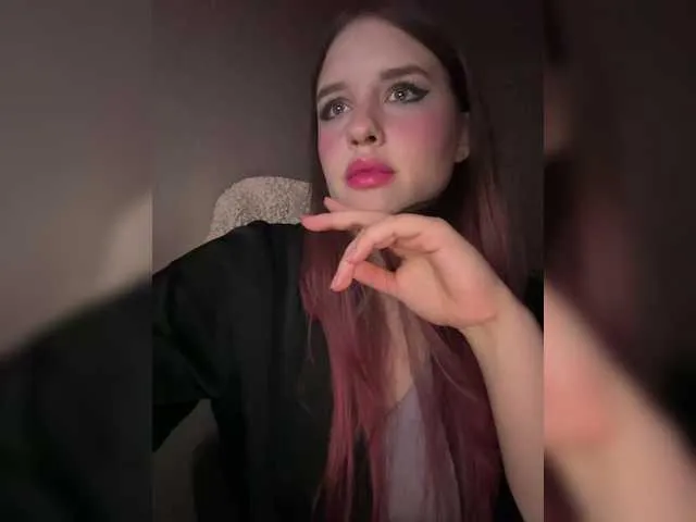 Live sex webcam photo for L0lly-D0lly #291584507