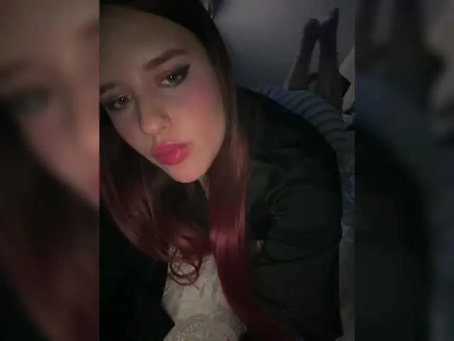 Live sex webcam photo for L0lly-D0lly #291586009