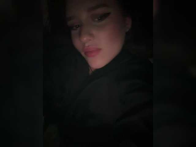 Live sex webcam photo for L0lly-D0lly #292148495