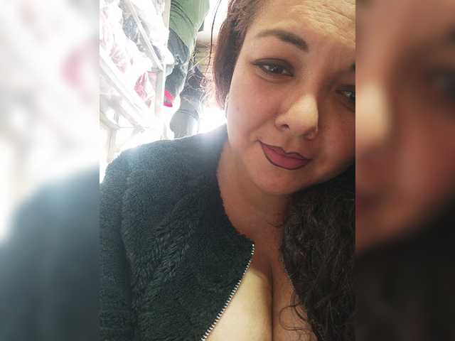 Live sex webcam photo for LABICHOTA1028TQM #275535669