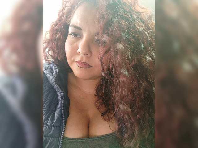 Live sex webcam photo for LABICHOTA1028TQM #275641638