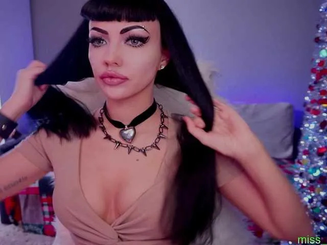 Live sex webcam photo for LADYCharmer #292477186