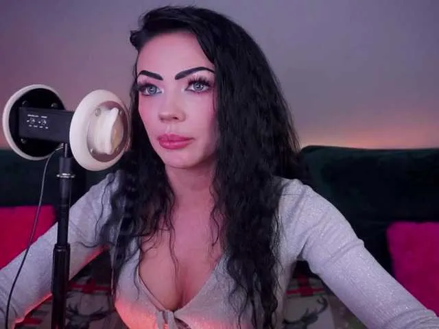 Live sex webcam photo for LADYCharmer #292692815