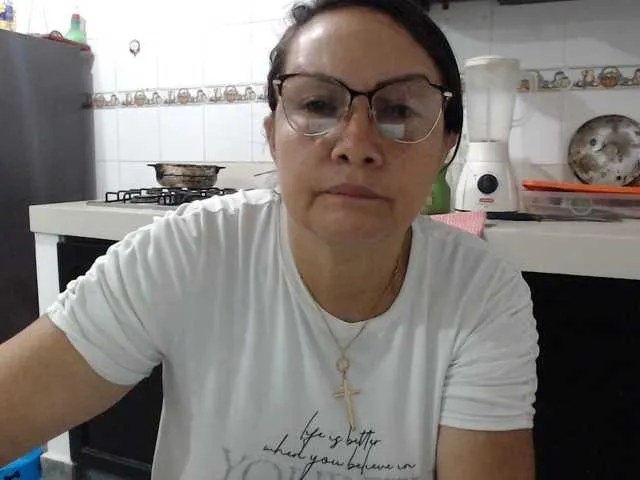 Live sex webcam photo for LATINAANALx #273418106